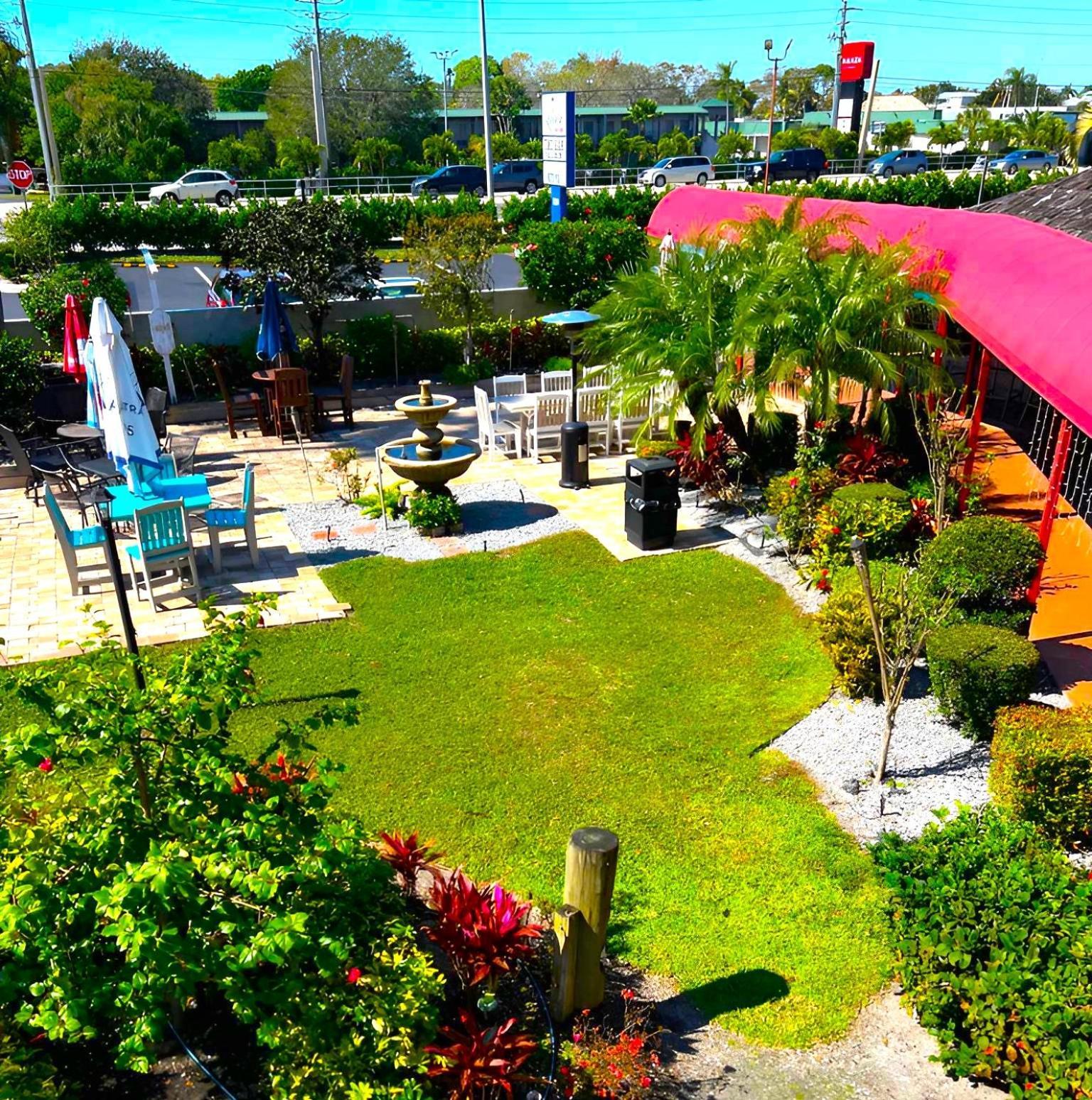 Lantern Inn & Suites - Sarasota South Bradenton Exteriör bild