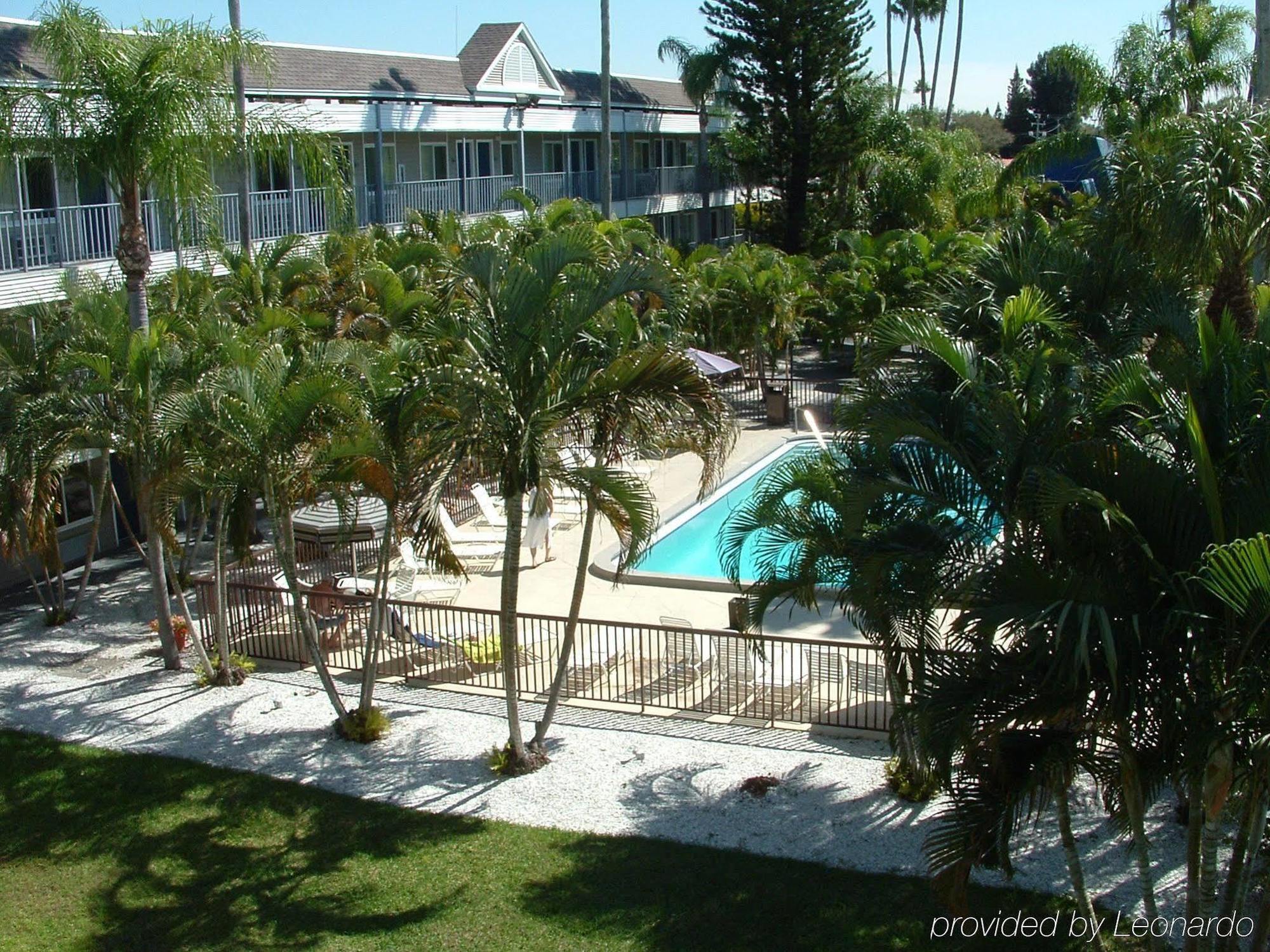 Lantern Inn & Suites - Sarasota South Bradenton Exteriör bild