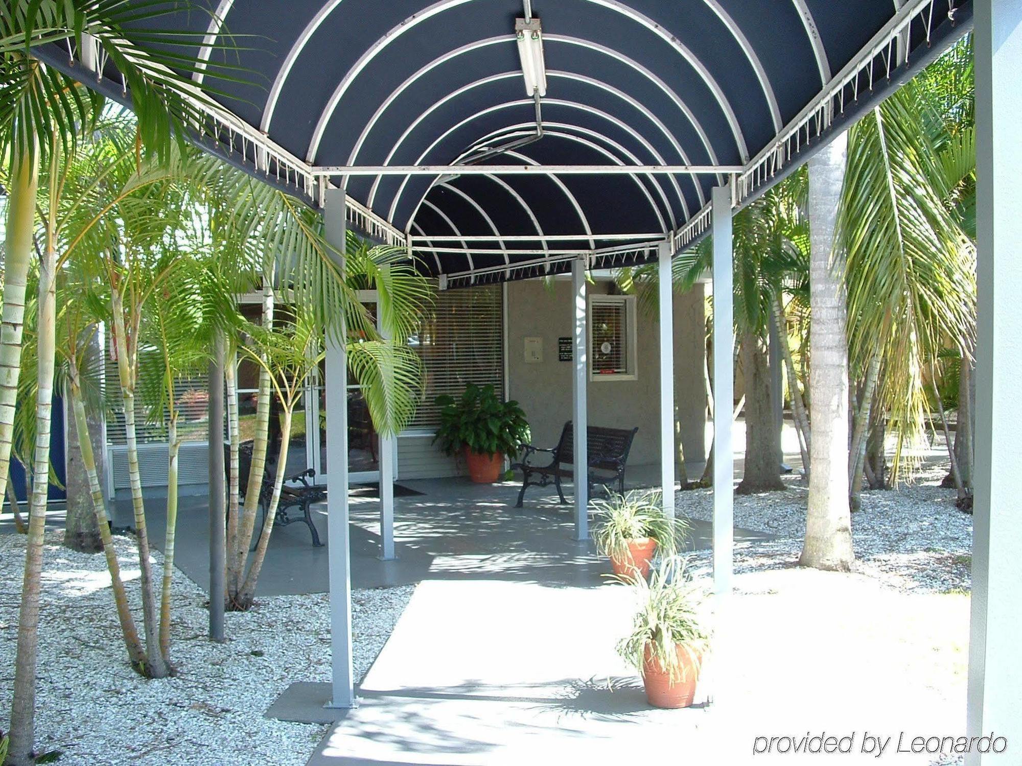 Lantern Inn & Suites - Sarasota South Bradenton Exteriör bild